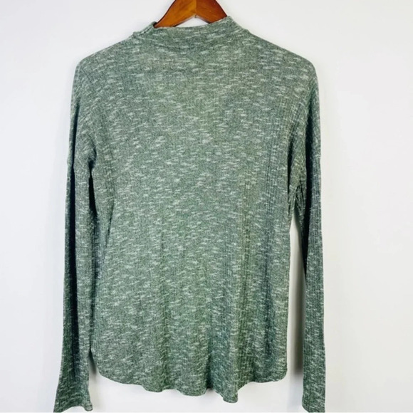 CY Fashion | Olive Green Long-Sleeve‎ Choker-Strap Top Medium - Picture 5 of 6